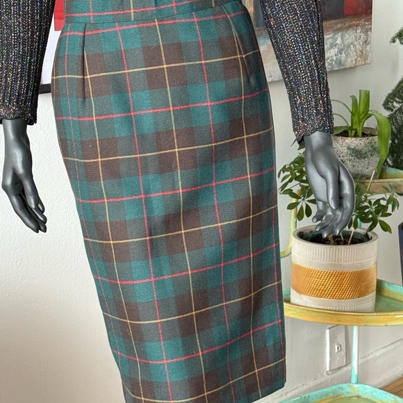 Louvic Dresses & Skirts - 🇨🇦 Wool Plaid Pencil Skirt - Made in Canada 🍁